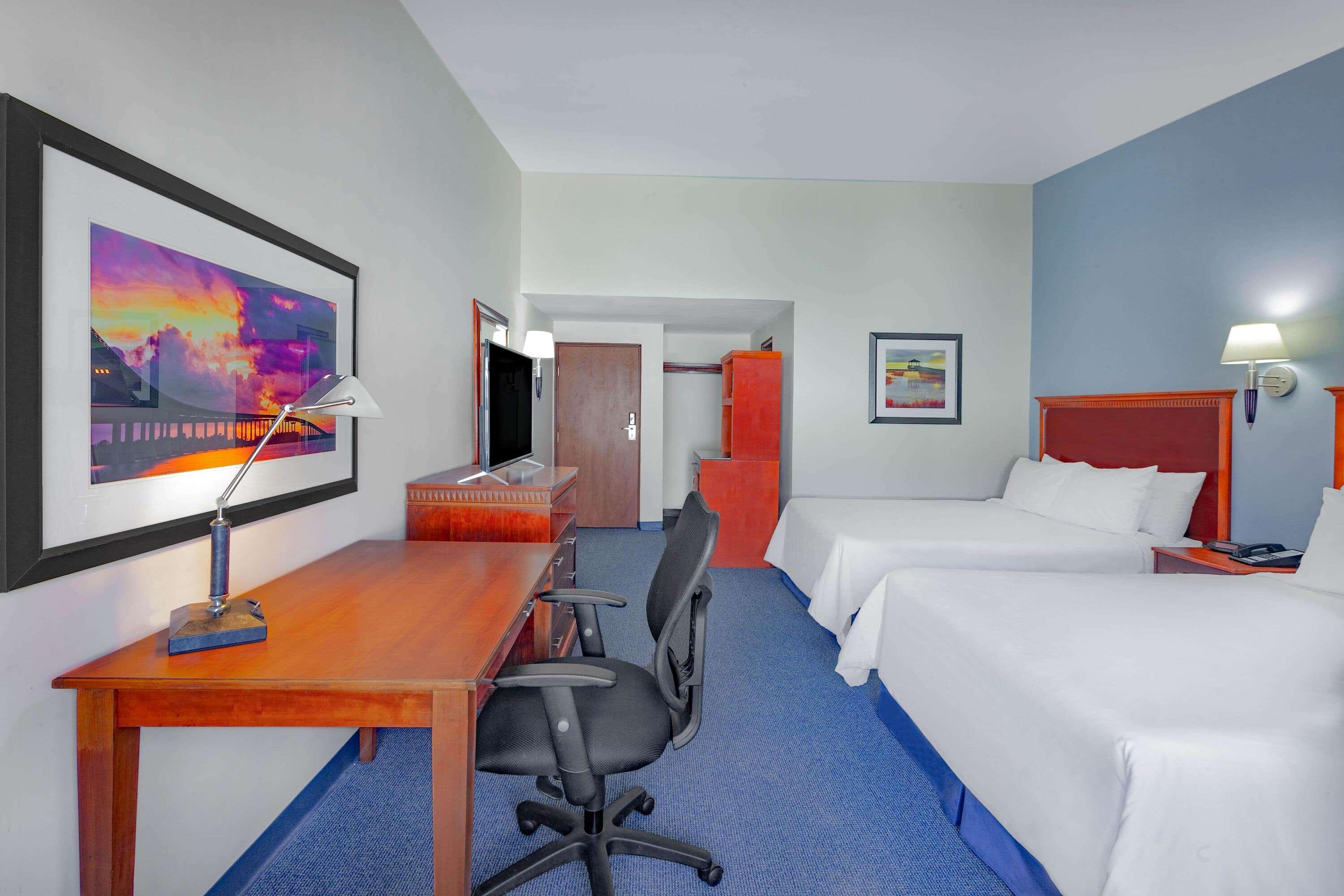 HOTEL DAYS INN BY WYNDHAM PIEDRAS NEGRAS 3* (Mexico) - from US$ 98 | BOOKED